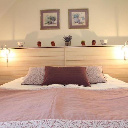 Publo Spa Hotel Vyshkove Quarto foto