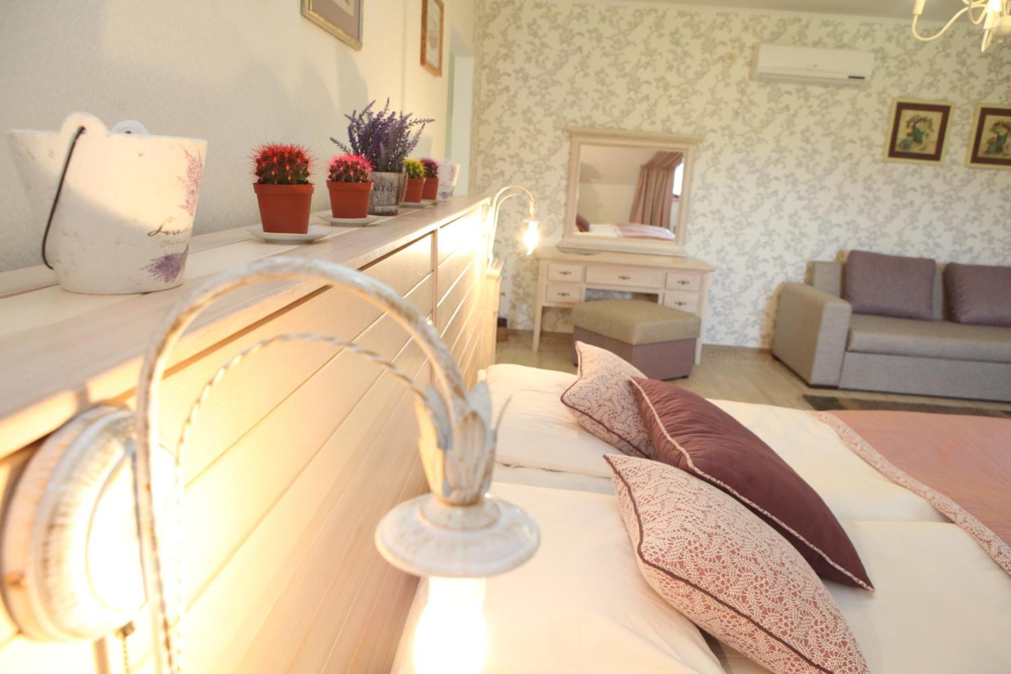 Publo Spa Hotel Vyshkove Quarto foto